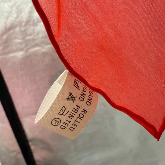 Vintage Floral Silk Scarf Hand Rolled Women's Red‎ Teal Pink Cottage Roses - Picture 4 of 8